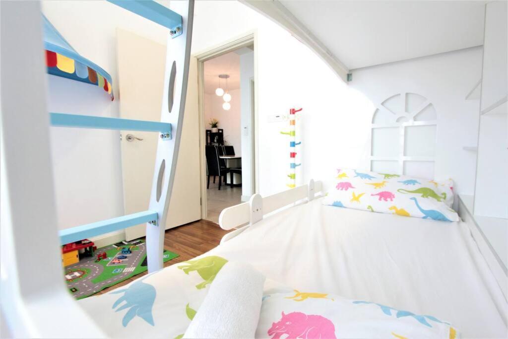 Afiniti Residensi Legoland Medini Apartment Нусаджая Екстериор снимка
