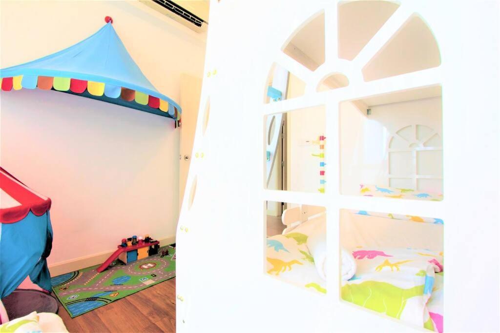 Afiniti Residensi Legoland Medini Apartment Нусаджая Екстериор снимка