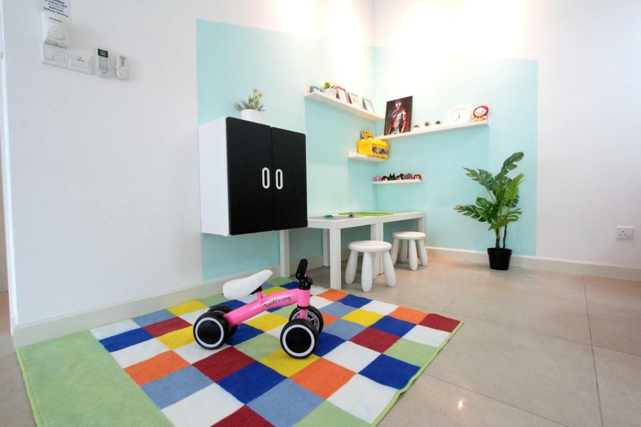 Afiniti Residensi Legoland Medini Apartment Нусаджая Екстериор снимка